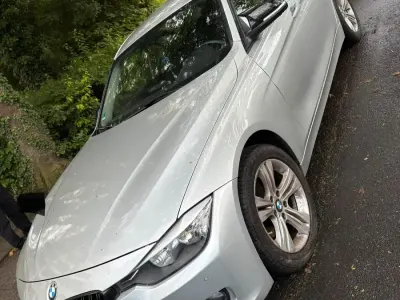 Gebraucht BMW 318 143 PS (105 kW) 2014 Silber Kombi