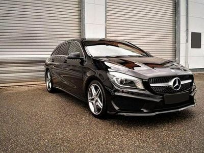 Schwarz Gebraucht 2016 Mercedes CLA250 Shooting Brake AMG line Kombi | 19.000 € (Etwas zu teuer)