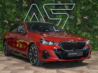 Gebraucht BMW 550e Sport Line 313 PS (230 kW) 2024 Rot Limousine
