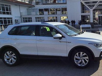 Gebraucht VW Tiguan Elegance 150 PS (110 kW) 2020 Weiß SUV