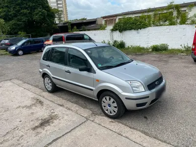 Gebraucht Ford Fusion 67 PS (49 kW) 2004 Silber Kleinwagen