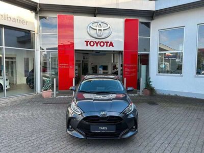 gebraucht Toyota Yaris 1.5-l-VVT-i Team D*SHZ*LED*CAM*SMART*PDC*