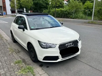 Gebraucht Audi A1 Ambition 86 PS (63 kW) 2011 Weiß Kleinwagen