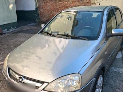 Gebraucht Opel Corsa 80 PS (58 kW) 2005 Silber Kleinwagen