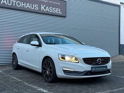 Gebraucht Volvo V60 Momentum 215 PS (158 kW) 2014 Weiß Kombi