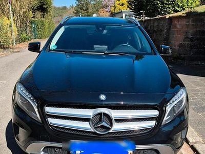 Mercedes GLA180