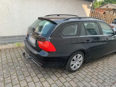 Gebraucht BMW 320 150 PS (110 kW) 2010 Schwarz Kombi