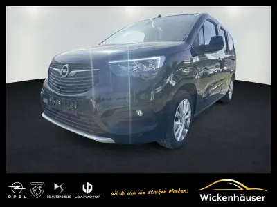 Second-hand Opel Combo-e Life Ultimate 100 kW (136 CP) 2024 Negru Monovolum