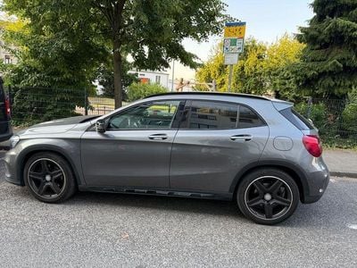 Mercedes GLA250