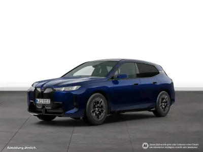 Gebraucht BMW iX M Sport 300 kW (408 PS) 2025 Blau SUV