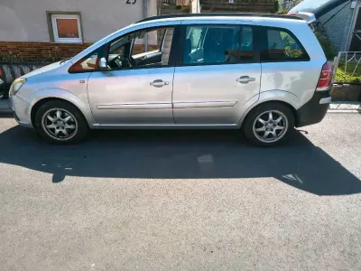 Gebraucht Opel Zafira 150 PS (110 kW) 2005 Silber Van / Kleinbus