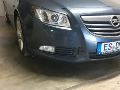 Gebraucht Opel Insignia 220 PS (161 kW) 2010 Blau Limousine