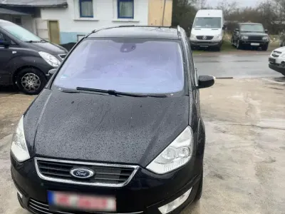 Gebraucht Ford Galaxy 147 PS (108 kW) 2013 Schwarz Van / Kleinbus