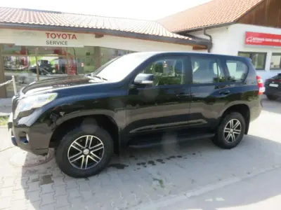 Gebraucht Toyota Land Cruiser 177 PS (130 kW) 2017 Schwarz SUV