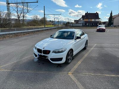 Gebraucht BMW 220 Sport Line 185 PS (136 kW) 2014 Weiß Coupé
