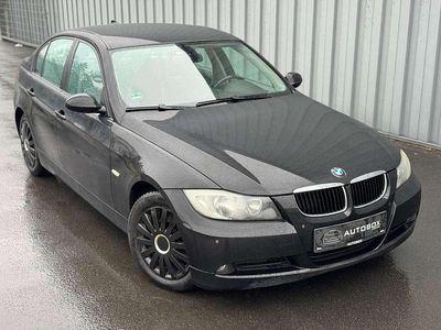 Gebraucht BMW 318 Advantage 122 PS (89 kW) 2006 Schwarz Limousine