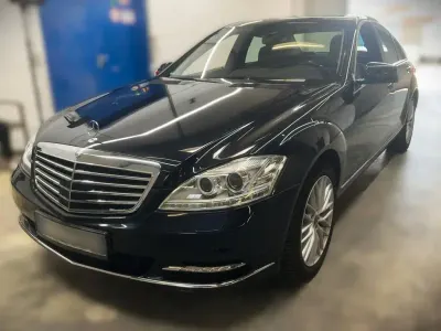 Gebraucht Mercedes S350 272 PS (200 kW) 2009 Schwarz Limousine