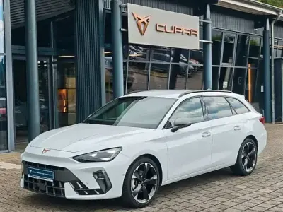 Gebraucht Cupra Leon 150 PS (110 kW) 2025 Weiß Limousine