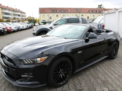 Begagnad Ford Mustang GT Premium 421 HK (309 kW) 2017 Svart Cab