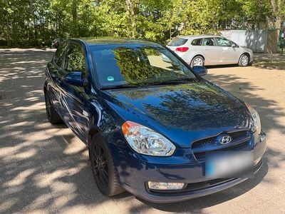 Gebraucht Hyundai Accent 97 PS (71 kW) 2007 Blau Kleinwagen