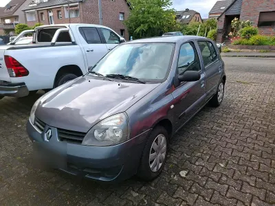 Gebraucht Renault Clio Campus 58 PS (42 kW) 2007 Grau Kleinwagen