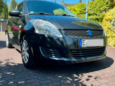 Gebraucht Suzuki Swift 94 PS (69 kW) 2013 Schwarz Kleinwagen