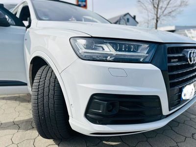 gebraucht Audi Q7 3.0 TDI quattro ,3 S-Line ,Matrix ,Panorama