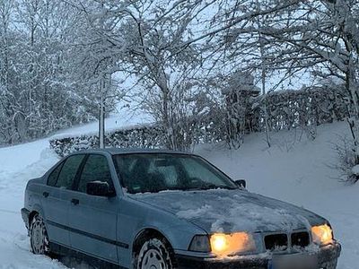 Gebraucht BMW 316 1993 Blau Limousine