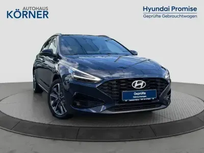 Gebraucht Hyundai i30 Advantage 140 PS (102 kW) 2024 Sailing blue Limousine