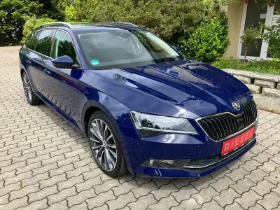 Gebraucht Skoda Superb Style 150 PS (110 kW) 2017 Blau Kombi