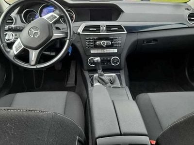 Mercedes C220