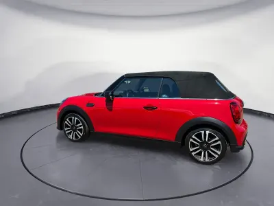 Gebraucht Mini Cooper Cabriolet Classic 136 PS (100 kW) 2023 Rot Cabrio
