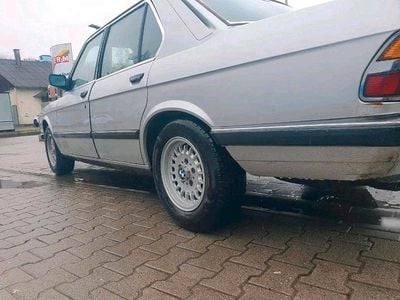 Occasion BMW 524 115 PK (84 kW) 1984 Zilver Sedan