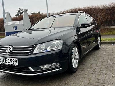 Gebraucht VW Passat 145 PS (106 kW) 2013 Schwarz Kombi