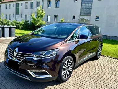 Używany Renault Espace Initiale Paris 160 KM (117 kW) 2016 Brązowy Minivan