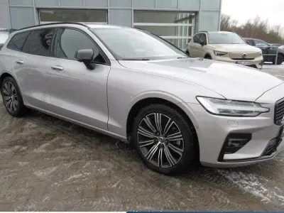 Second-hand Volvo V60 Plus 197 CP (144 kW) 2025 Argintiu Break