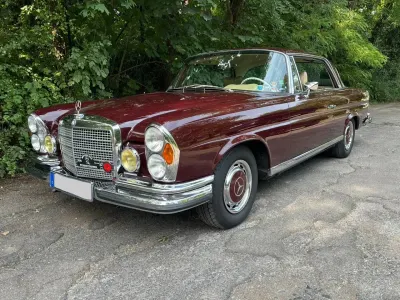 Gebraucht Mercedes 280 SE 200 PS (147 kW) 1970 Rot Coupé