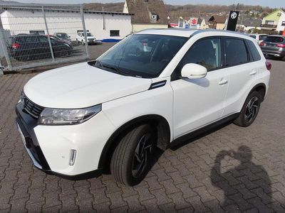 Gebraucht Suzuki Vitara Comfort+ 129 PS (94 kW) 2025 Weiß SUV