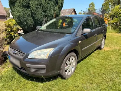 Gebraucht Ford Focus 101 PS (74 kW) 2006 Grau Kombi