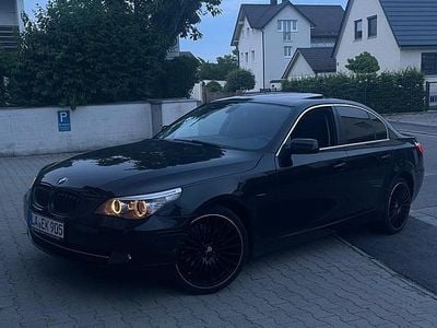 BMW 523