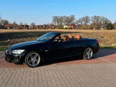 Gebraucht BMW 320 Cabriolet M Sport 170 PS (125 kW) 2013 Schwarz Cabrio