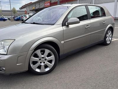 Usata Opel Signum 175 CV (128 kW) 2004 Oro Utilitaria