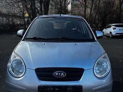 Silber Gebraucht 2010 Kia Picanto Kleinwagen | 1.599 € (Guter Preis)
