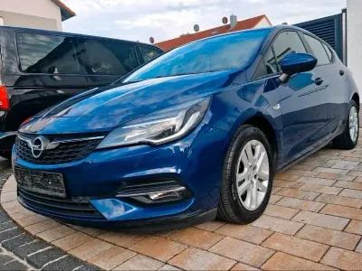 Gebraucht Opel Astra 110 PS (80 kW) 2020 Blau Kombi