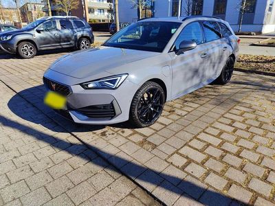 Second-hand Cupra Leon 245 CP (180 kW) 2021 Gri Break