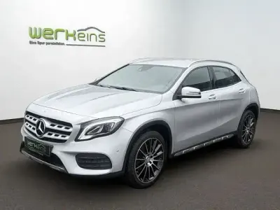Gebraucht Mercedes GLA220 AMG line 177 PS (130 kW) 2017 Silber SUV