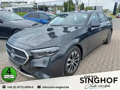 Gebraucht Mercedes 220 Avantgarde 197 PS (144 kW) 2025 Graphitgrau (metallic) Limousine