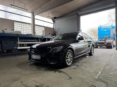 Second-hand Mercedes C200 160 CP (117 kW) 2021 Negru Break