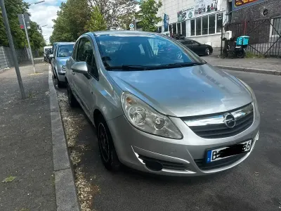 Używany Opel Corsa 80 KM (58 kW) 2008 Srebrny Hatchback
