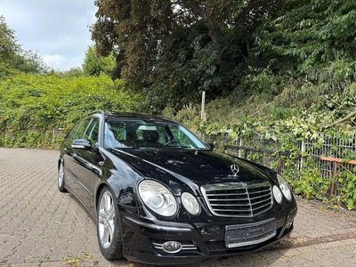 Mercedes E320